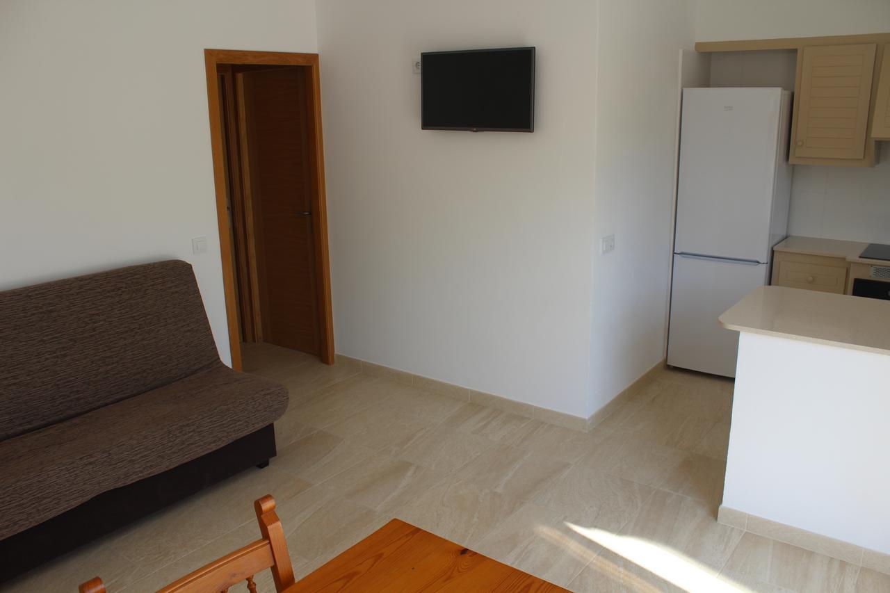 Apartamentos Rayma I-Ii-Iii Cala Blanca  Esterno foto